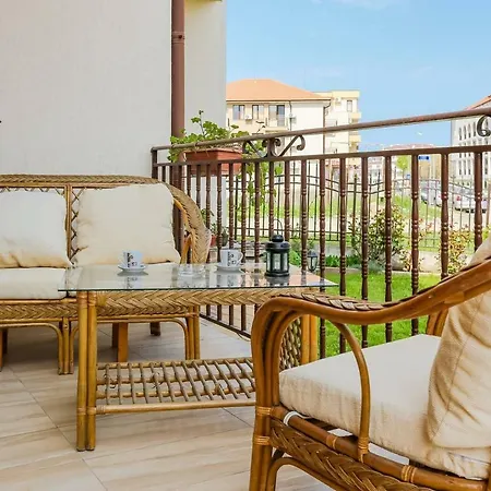 Holiday home Lovely Double In Dafinka Eb *